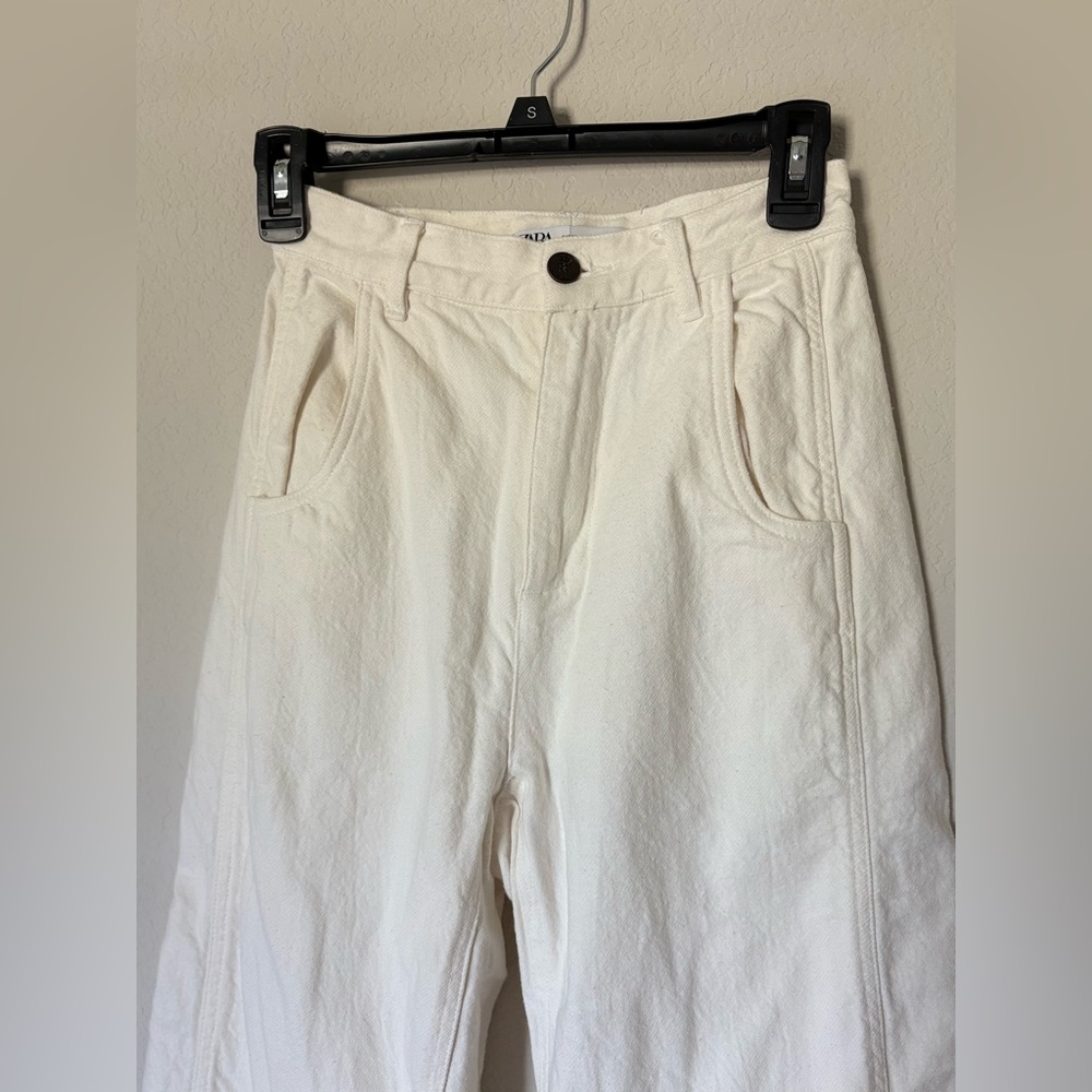Zara Cream Lightweight Pleated Ivory Jeans High-Waist Relaxed Fit - Picture 3 of 9